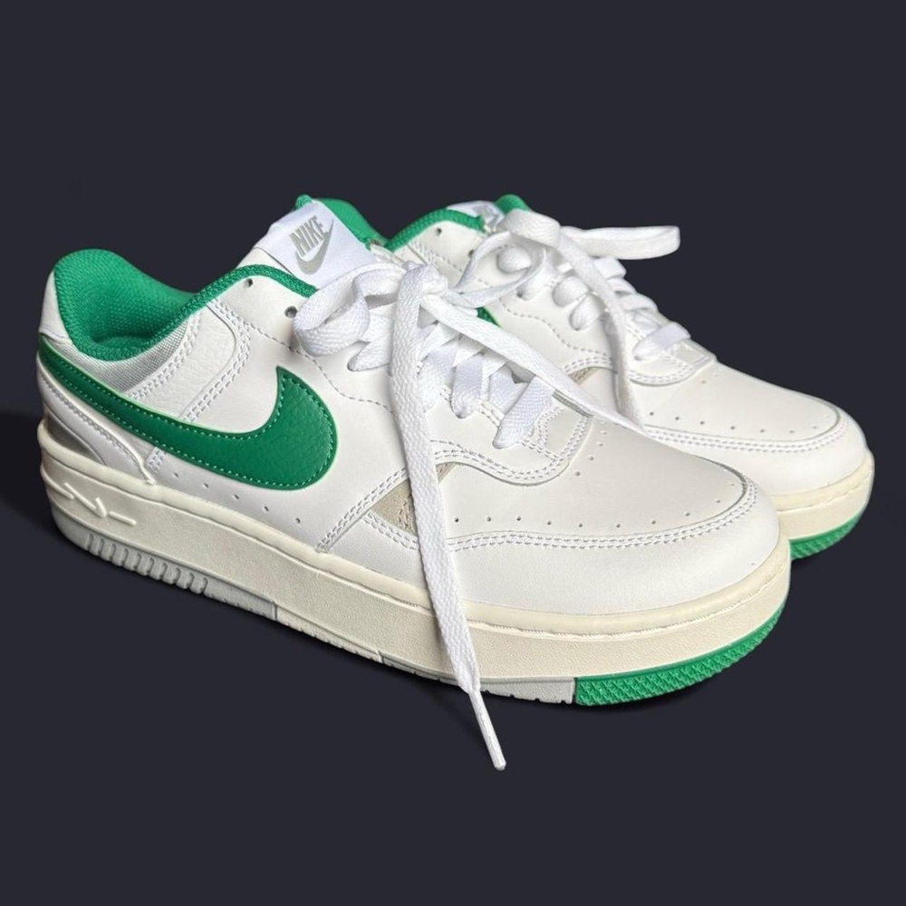 Nike Gamma Force Malachite Green White Grey Women's Size 8